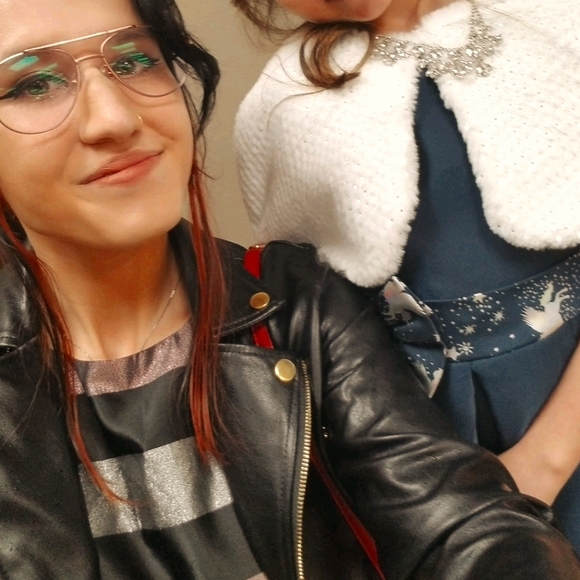 Meet your Posher, Emily - Picture 4 of 13